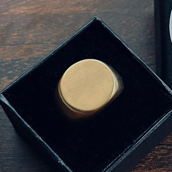 Signet Ring Gold