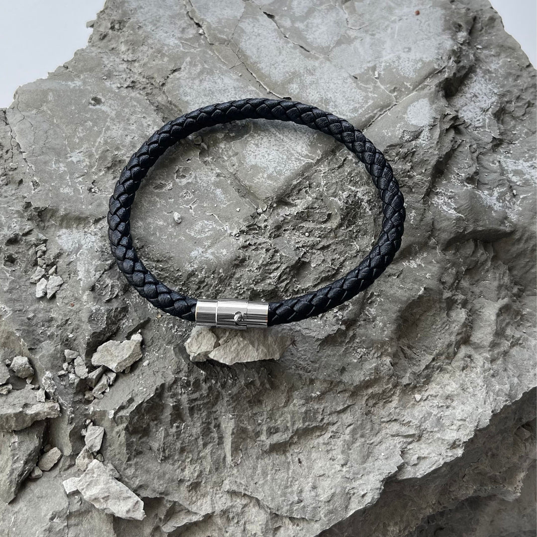 Groove Braided Black Leather Bracelet