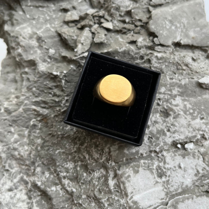 Signet Ring Gold