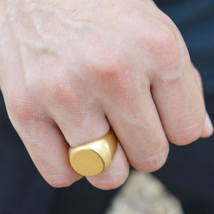 Signet Ring Gold