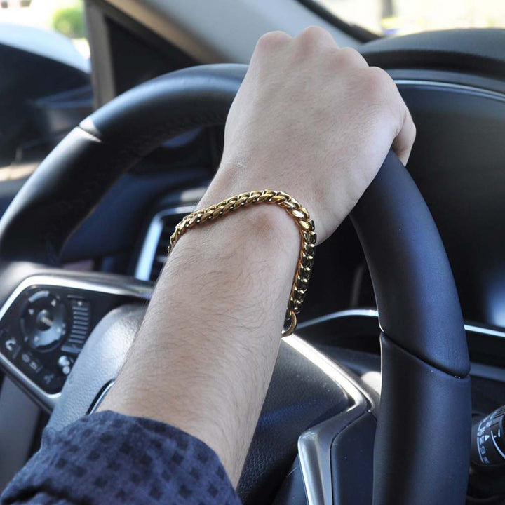 Crescent Link Chain Bracelet Gold - 8mm