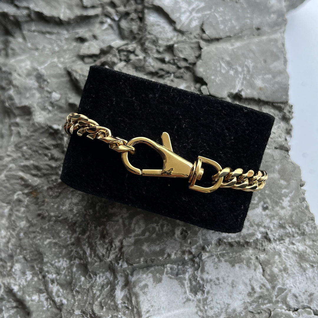 Crescent Link Chain Bracelet Gold - 8mm