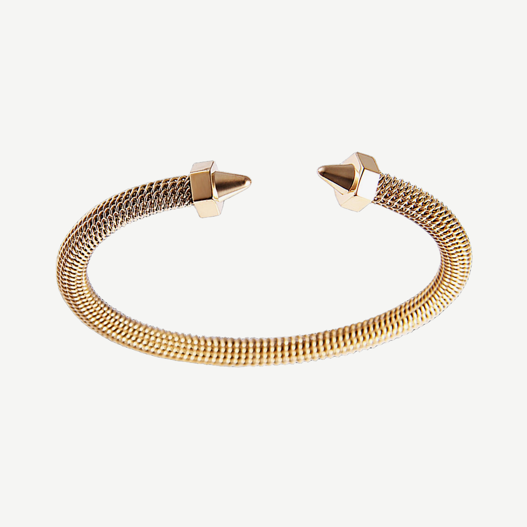 Dynamic Cuff Bracelet Gold — finished light background #F5F5F3 — source image 1