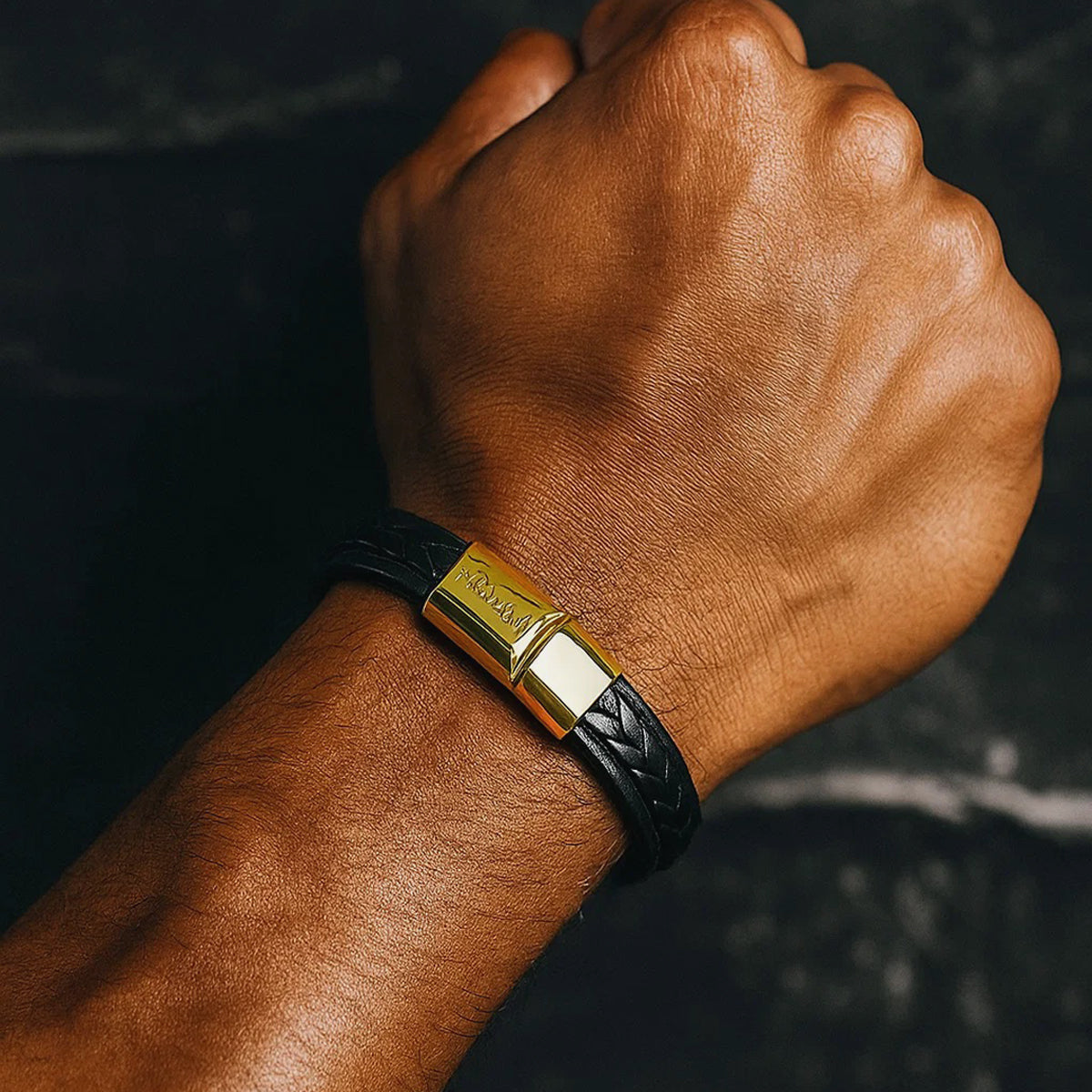 Panache Black Leather and Gold Men's Bracelet – Forziani