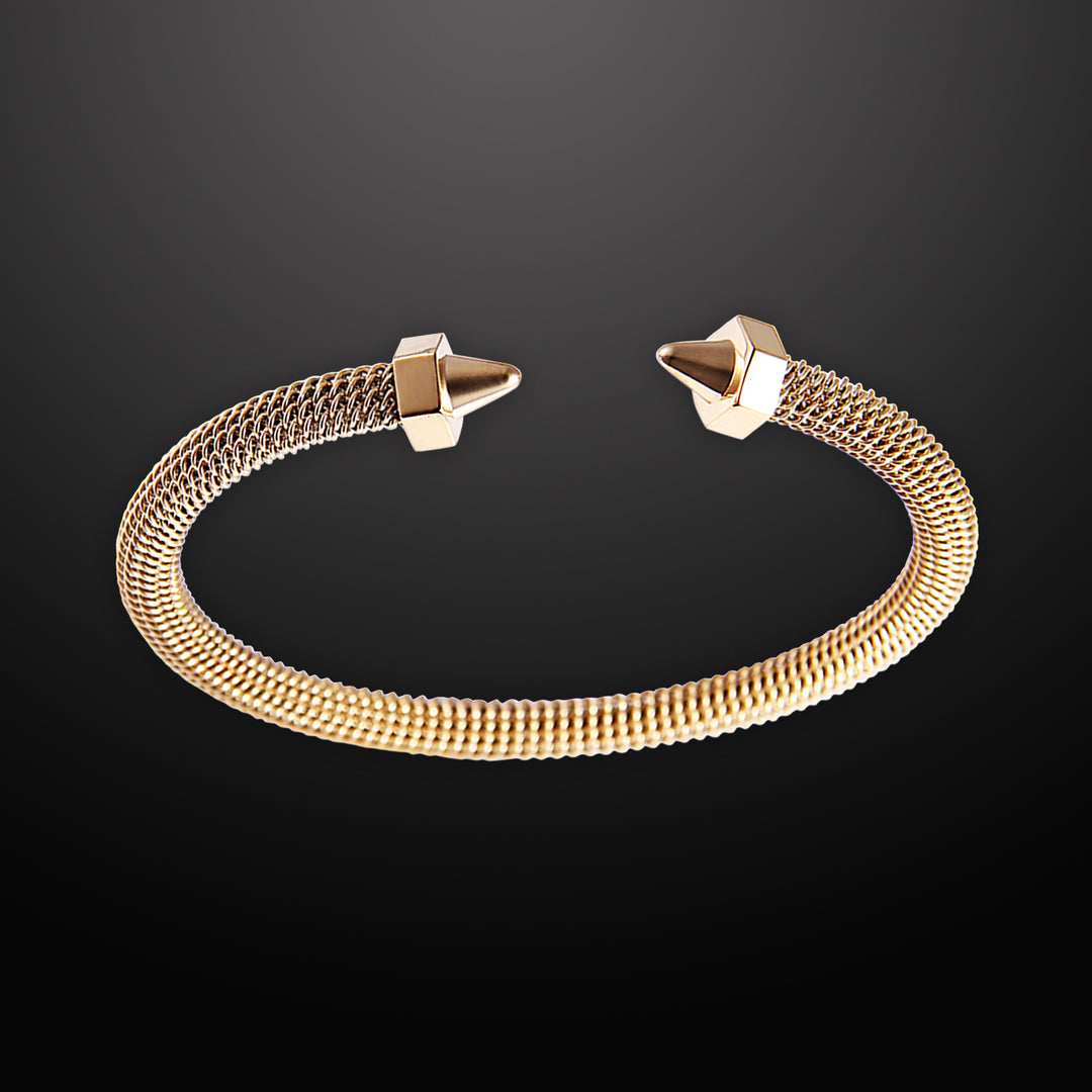 Dynamic Cuff Bracelet Gold